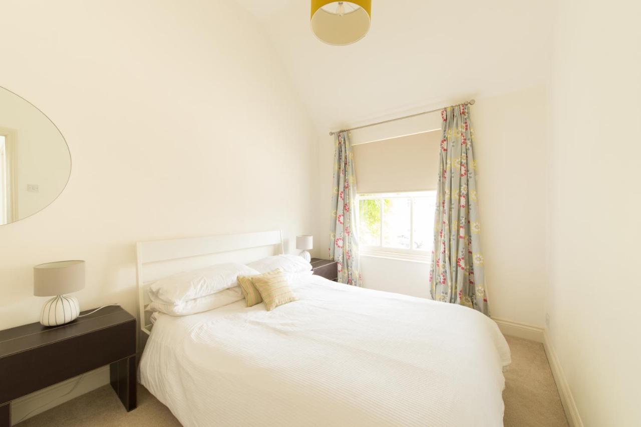 My Place Go - Cirencester Eksteriør billede
